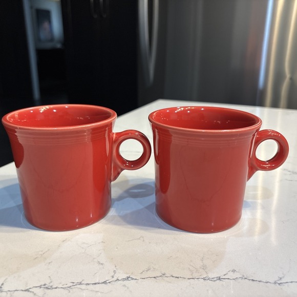 2 Fiesta Ware Red Tapered 15‎ oz Coffee Cup/Mug Homer Laughlin - Picture 1 of 4